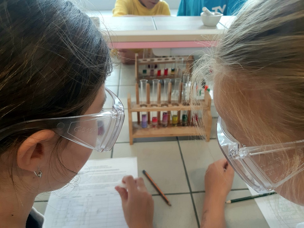 Chemie_čtvrťáci_3.jpg